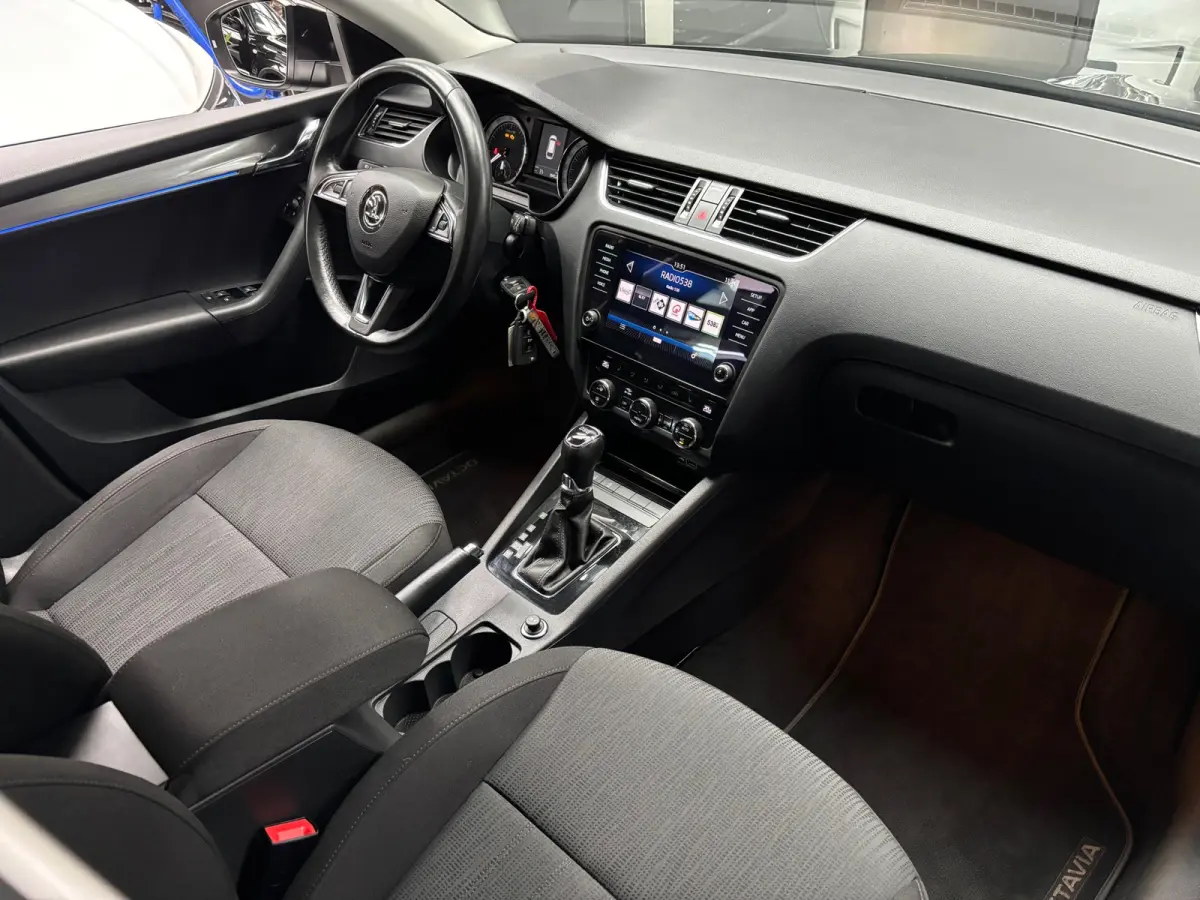 1.5 TSI Greentech Business Edition Plus / Carplay