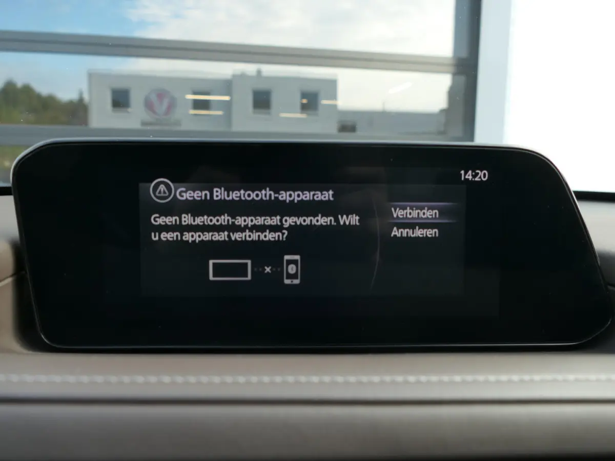 2.0 e-SkyActiv-G M Hybrid Exclusive-line | Trekhaak | Head-up display | Leder | Memory | Elektrische achterklep | Apple-/Android Carplay | Dodehoek detectie | Stuur-/Stoelverwarming | Achter