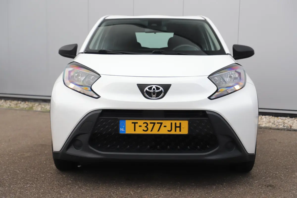 1.0 VVT-i MT Quiet Edition Airco Adaptive Cruise Control Rijstrooksensor