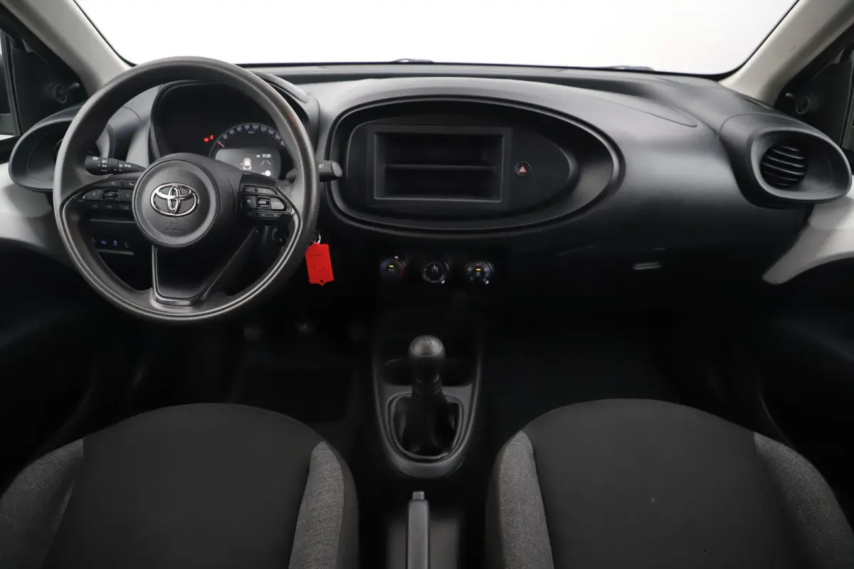 1.0 VVT-i MT Quiet Edition Airco Adaptive Cruise Control Rijstrooksensor