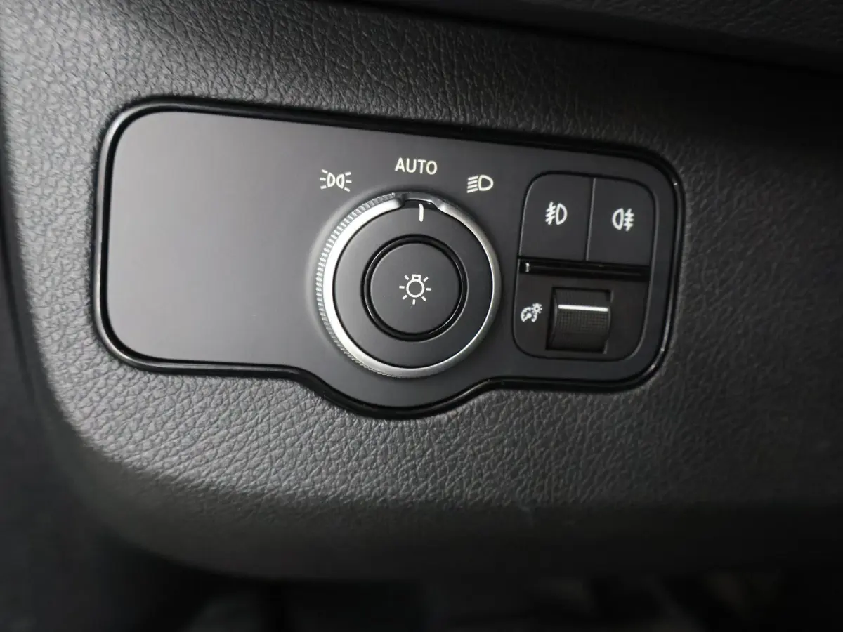 317 CDI | AUT. | L2 H2 | PRO | LED KOPLAMPEN | NAVIGATIE | PARKEERCAMERA | STOELVERWARMING | 3-ZITS | CERTIFIED