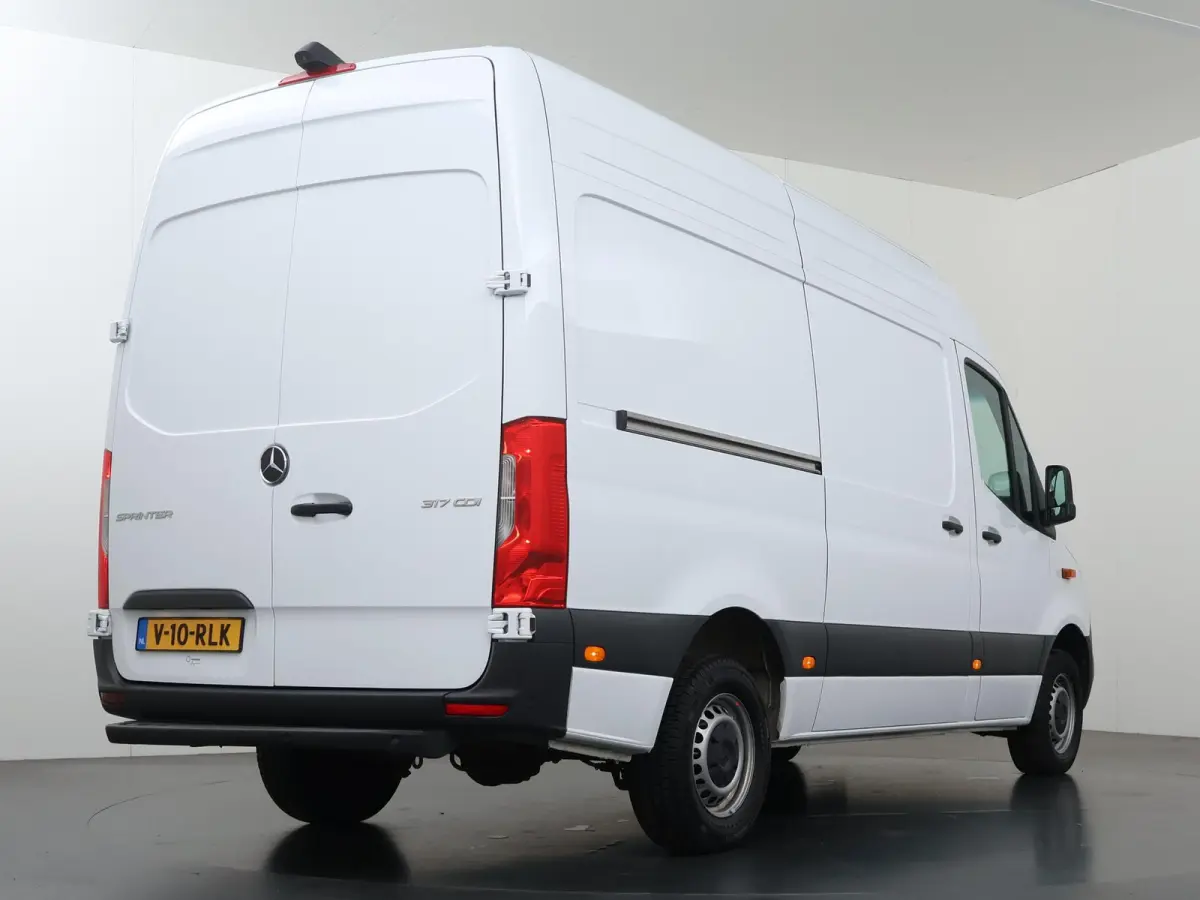317 CDI | AUT. | L2 H2 | PRO | LED KOPLAMPEN | NAVIGATIE | PARKEERCAMERA | STOELVERWARMING | 3-ZITS | CERTIFIED