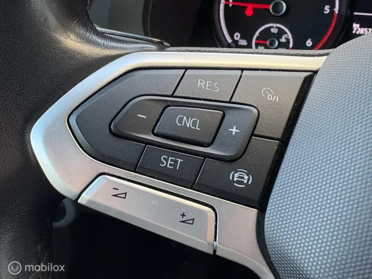 2.0 TDI 150 pk DSG L1H1 28 Automaat Navi Carplay