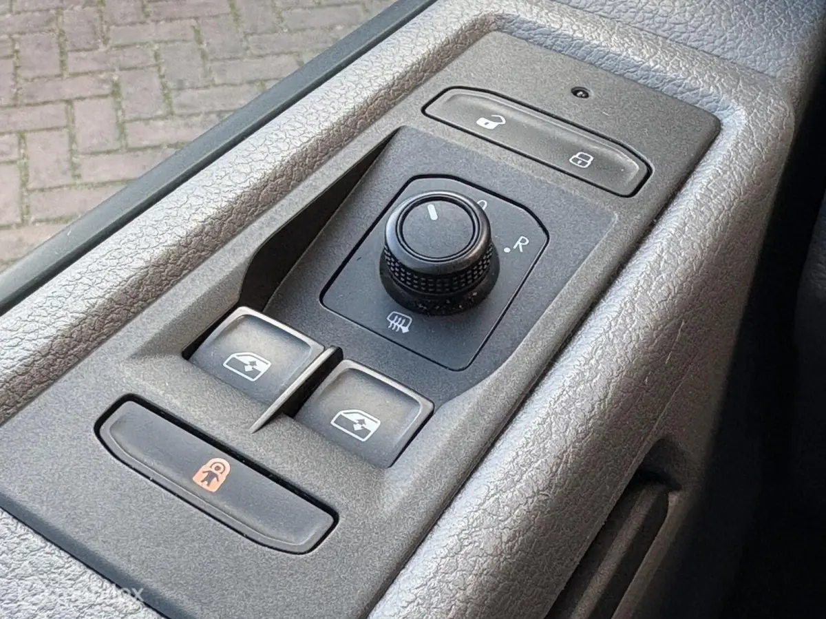 2.0 TDI 150 pk DSG L1H1 28 Automaat Navi Carplay
