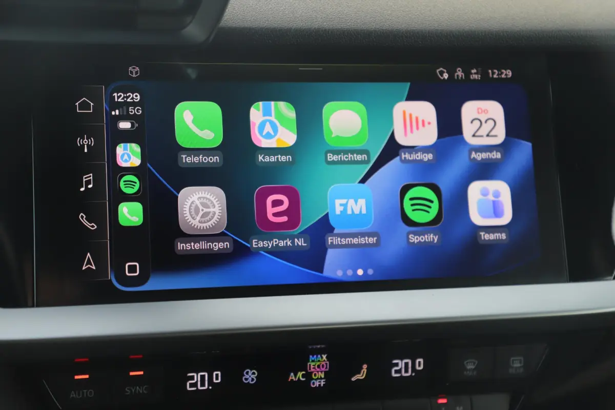 30 TFSI Business edition Automaat Trekhaak Virtual Cockpit 17 inch LMV Navigatie Achteruitrijcamera Carplay Android Climate Adaptive Cruise