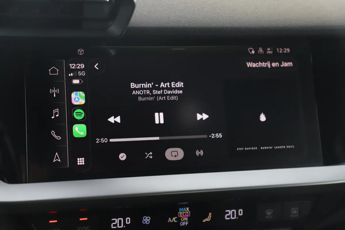 30 TFSI Business edition Automaat Trekhaak Virtual Cockpit 17 inch LMV Navigatie Achteruitrijcamera Carplay Android Climate Adaptive Cruise