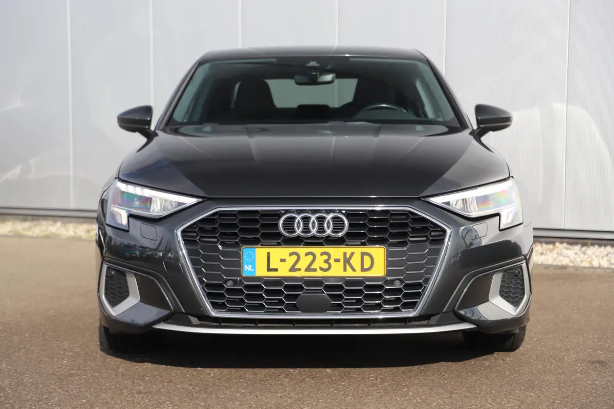 30 TFSI Business edition Automaat Trekhaak Virtual Cockpit 17 inch LMV Navigatie Achteruitrijcamera Carplay Android Climate Adaptive Cruise