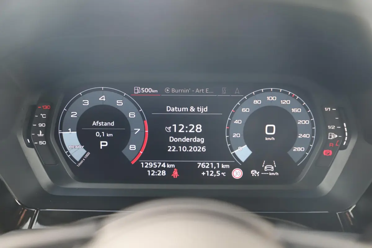 30 TFSI Business edition Automaat Trekhaak Virtual Cockpit 17 inch LMV Navigatie Achteruitrijcamera Carplay Android Climate Adaptive Cruise