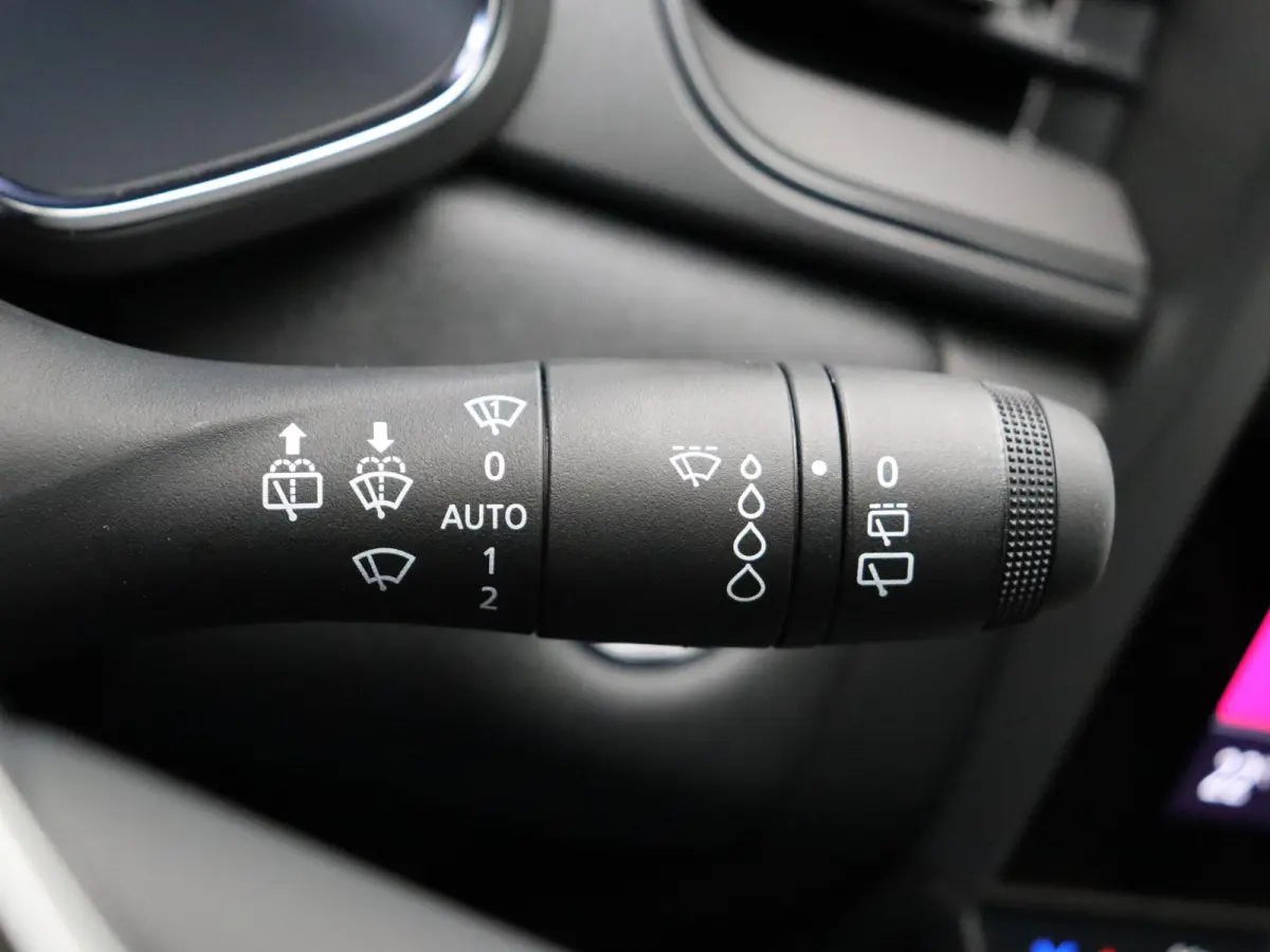 1.8 E-Tech full hybrid 160pk techno | Vijf jaar garantie | Stoel- en stuurwielverwarming | Achteruitrijcamera | Apple Carplay / Android Auto |