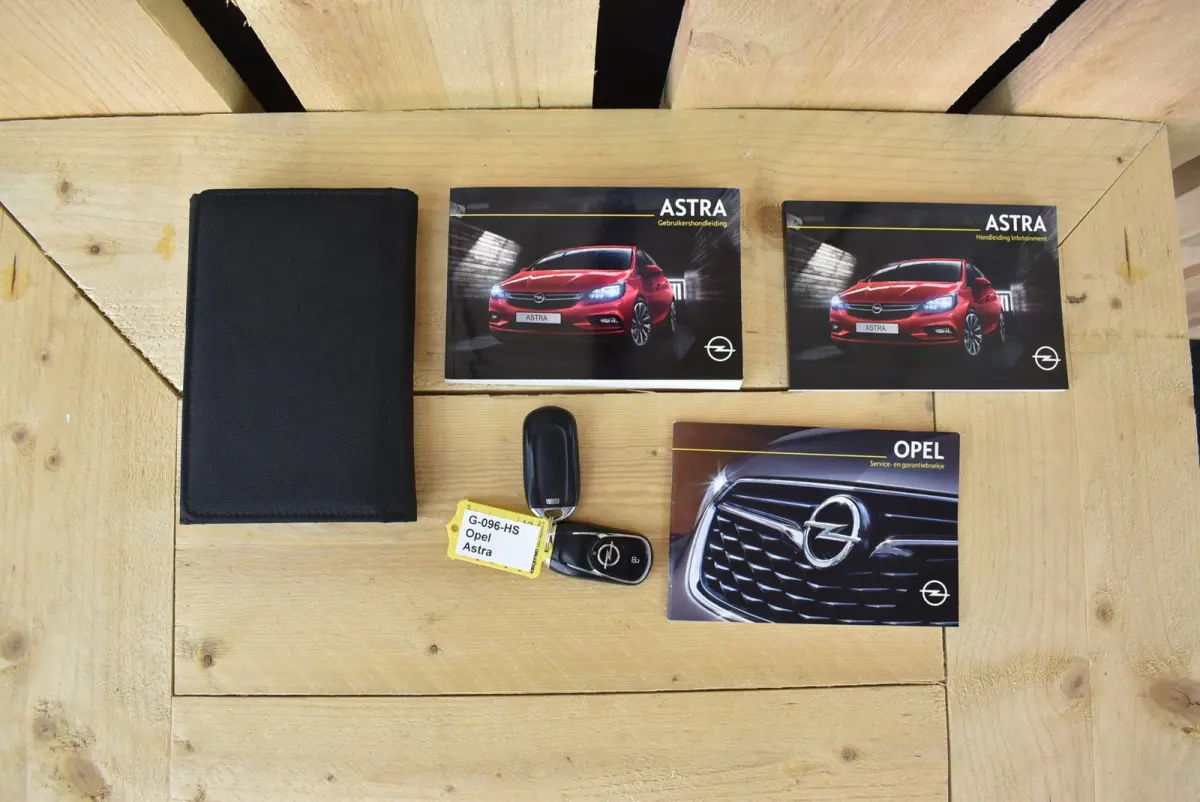 1.4 Turbo Innovation 150pk Trekhaak Keyless Carplay Matrix-LED NL-auto Clima PDC + Nwe APK