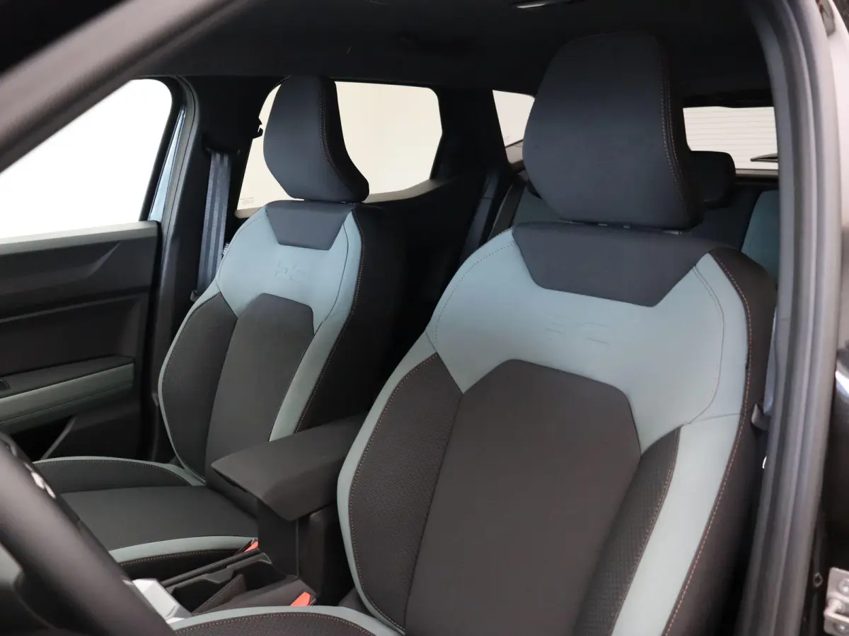 mild hybrid 140pk extreme | Navigatie | Auto. parkeerrem | Achteruitrijcamera | Climate control |