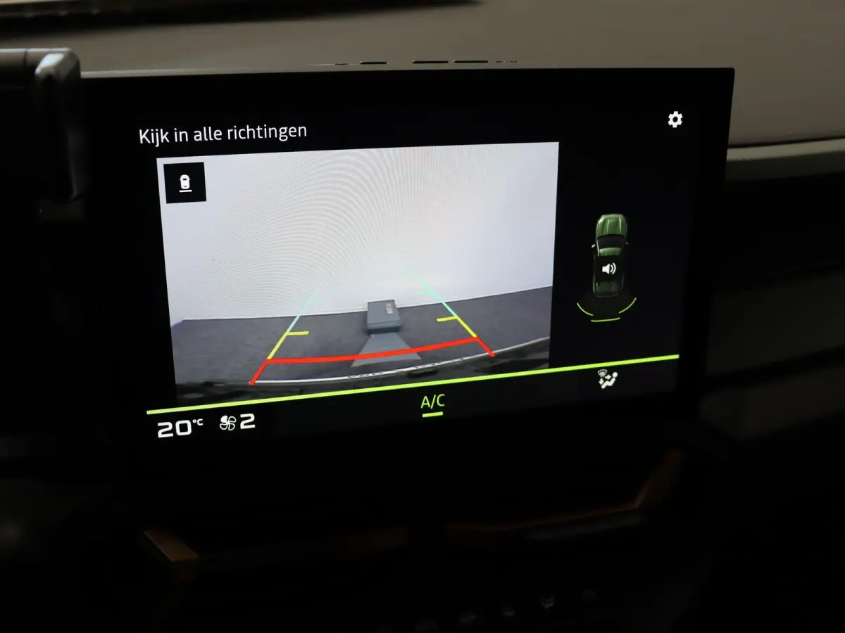 mild hybrid 140pk extreme | Navigatie | Auto. parkeerrem | Achteruitrijcamera | Climate control |