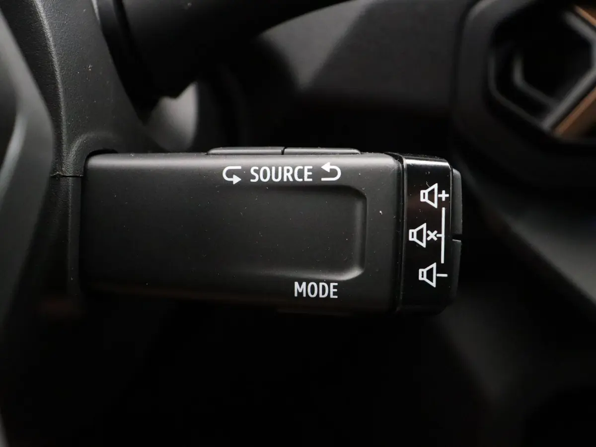 mild hybrid 140pk extreme | Navigatie | Auto. parkeerrem | Achteruitrijcamera | Climate control |