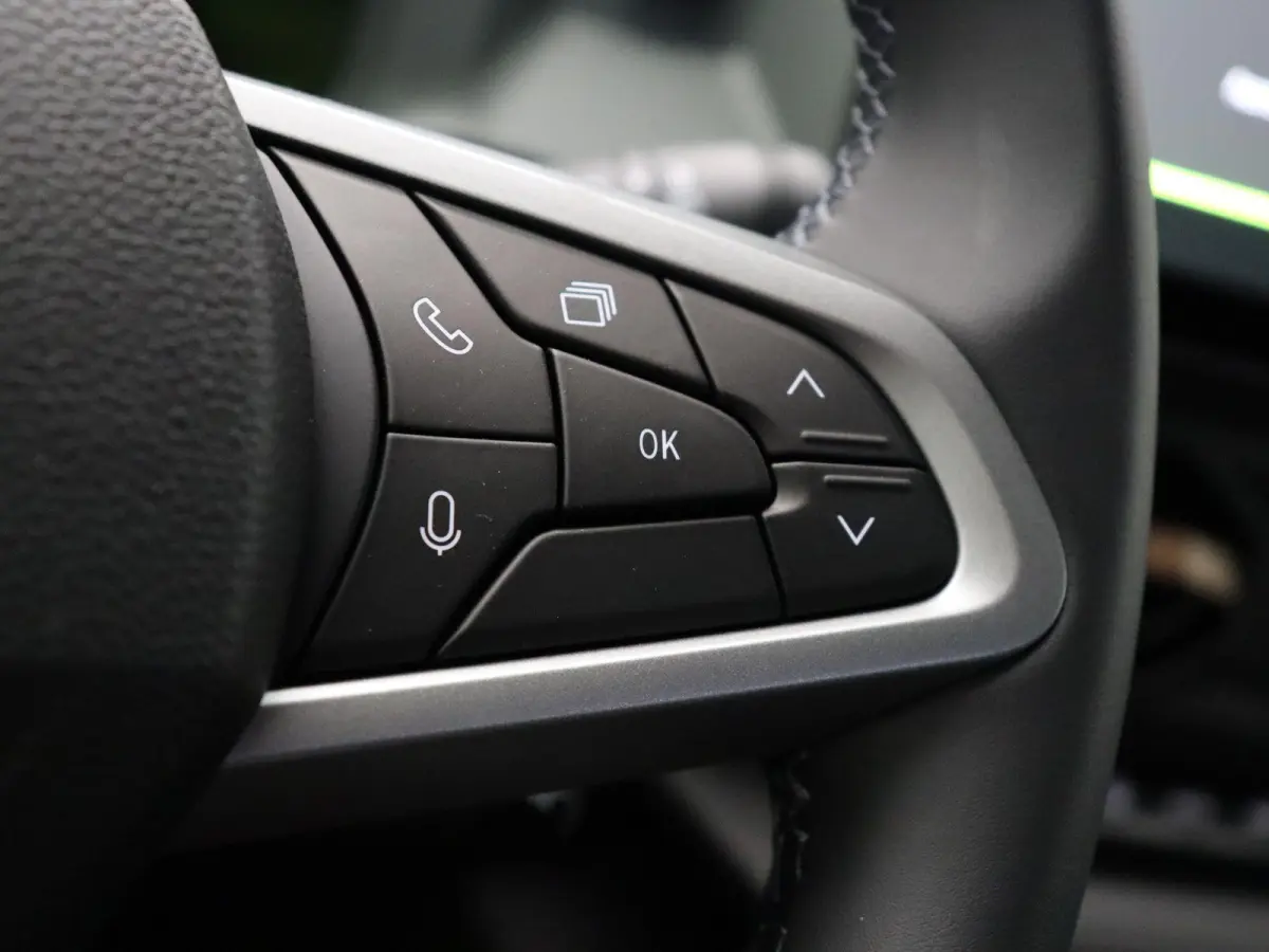 mild hybrid 140pk extreme | Navigatie | Auto. parkeerrem | Achteruitrijcamera | Climate control |
