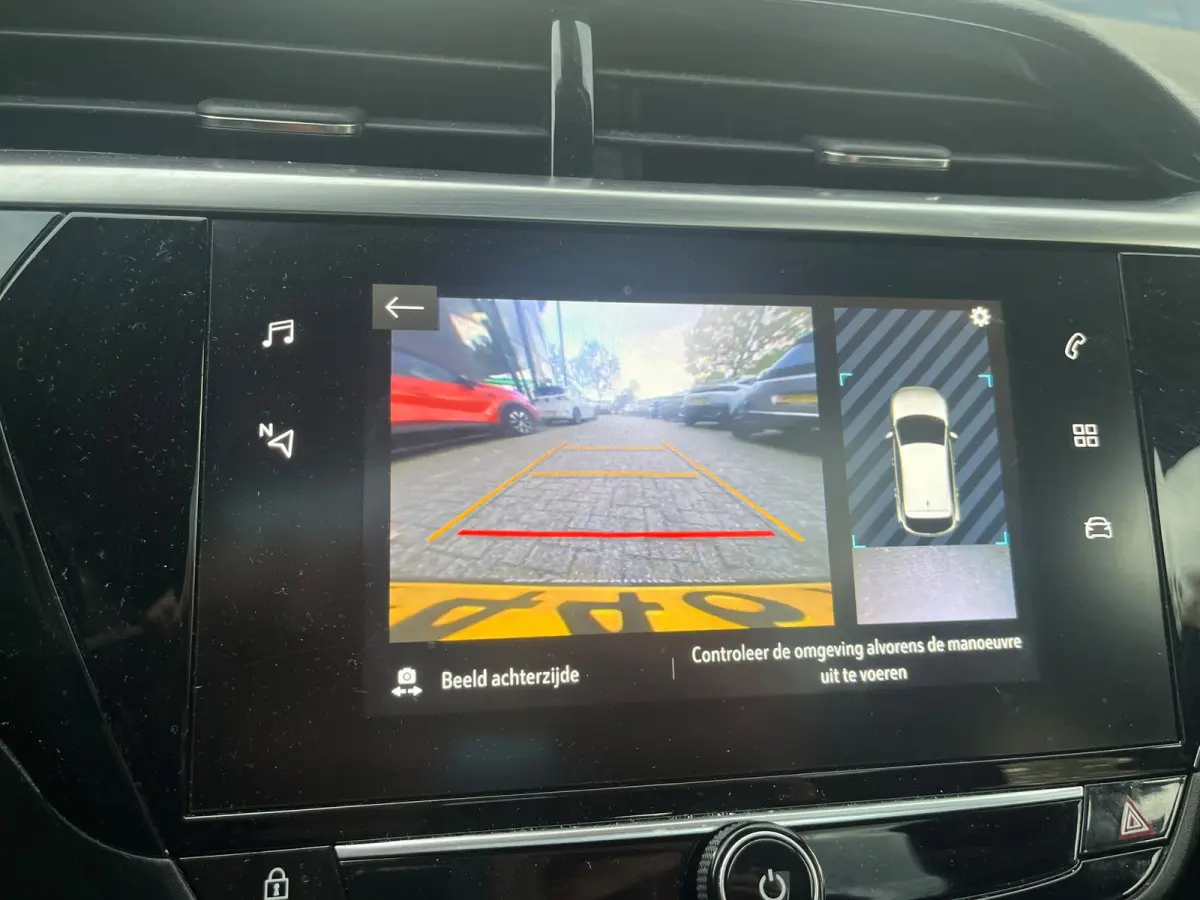 Elegance 50 kWh | Panoramadak vast (Glas) | Stoelverwarming voor | Stuur verwarmbaar | All Season Banden | Navigatie door middel van Apple Carplay Android auto |