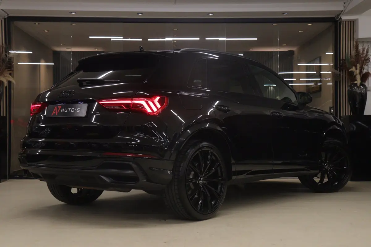 45 TFSI e S Edition 3X S-Line /PANO/KEYLES/STOELV/BOMVOL