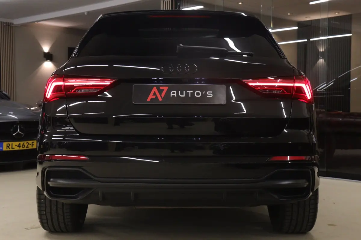 45 TFSI e S Edition 3X S-Line /PANO/KEYLES/STOELV/BOMVOL