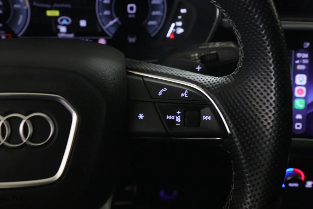 45 TFSI e S Edition 3X S-Line /PANO/KEYLES/STOELV/BOMVOL