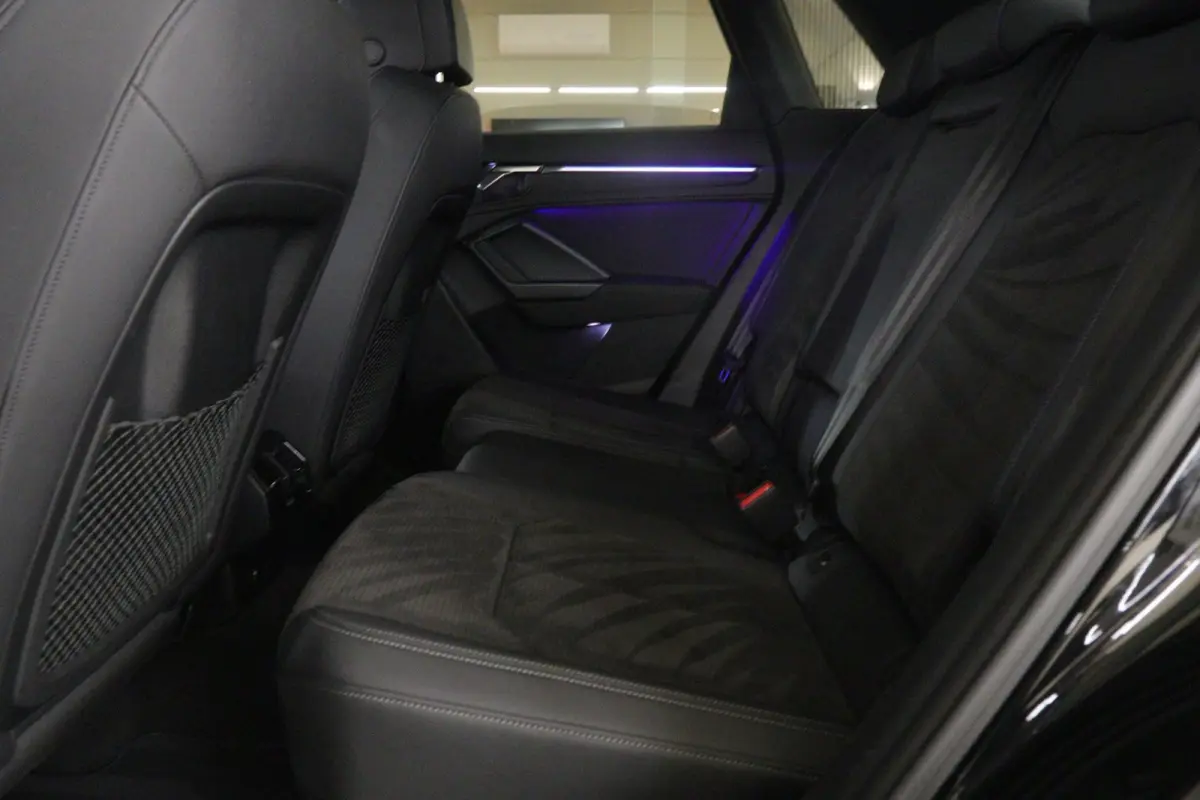 45 TFSI e S Edition 3X S-Line /PANO/KEYLES/STOELV/BOMVOL