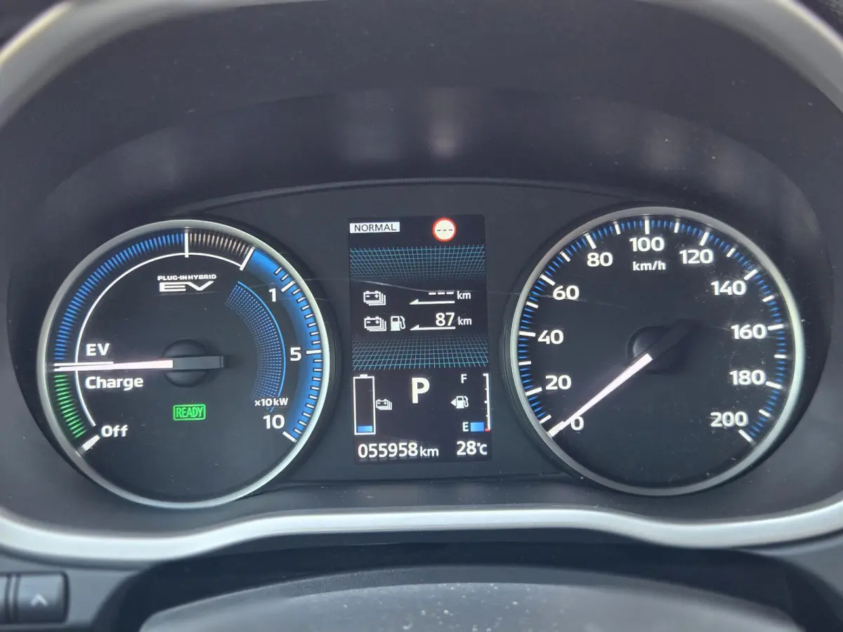2.4 PHEV Intense+ / Camera / Navi / Trekhaak 1500 kg / Dealer Onderhouden / Fabrieks garantie tot 05-07-2030 /