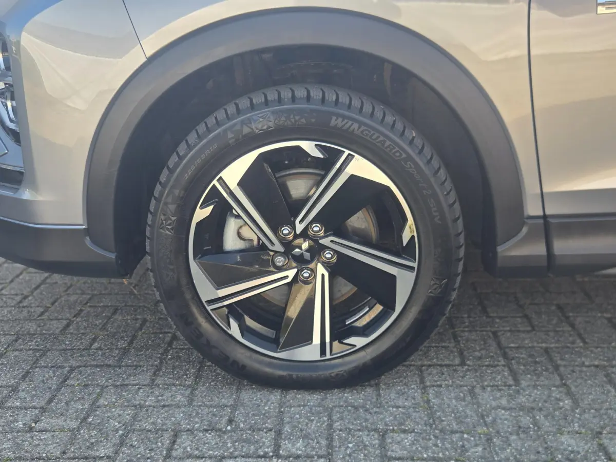 2.4 PHEV Intense+ / Camera / Navi / Trekhaak 1500 kg / Dealer Onderhouden / Fabrieks garantie tot 05-07-2030 /