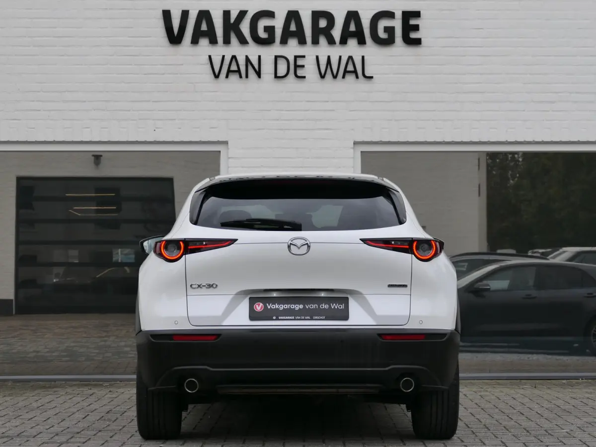 2.0 e-SkyActiv-G M Hybrid Sportive | BOSE | Head-up display | Leder | Memory | Elektrische achterklep | Apple-/Android Carplay | Dodehoek detectie | Stuur-/Stoelverwarming | Achteruitrijcame