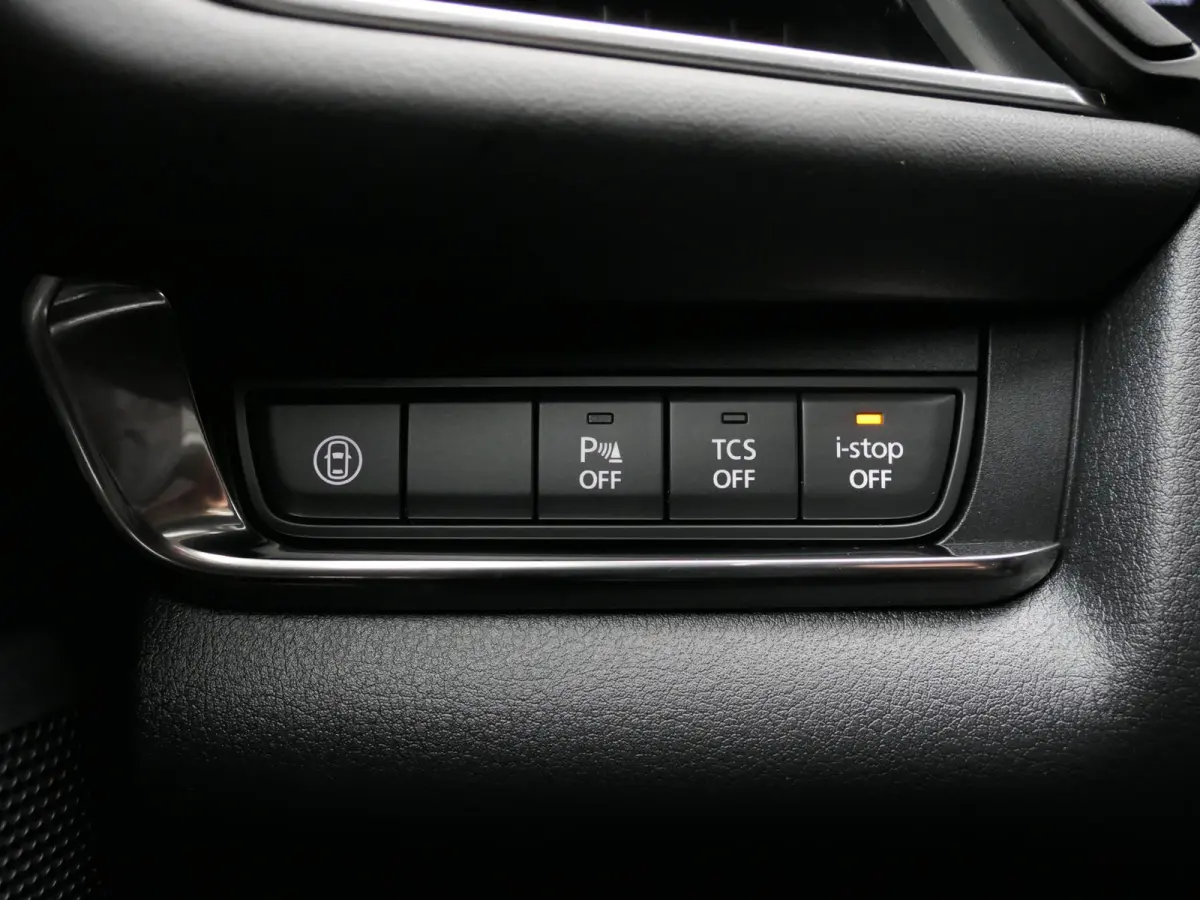 2.0 e-SkyActiv-G M Hybrid Sportive | BOSE | Head-up display | Leder | Memory | Elektrische achterklep | Apple-/Android Carplay | Dodehoek detectie | Stuur-/Stoelverwarming | Achteruitrijcame