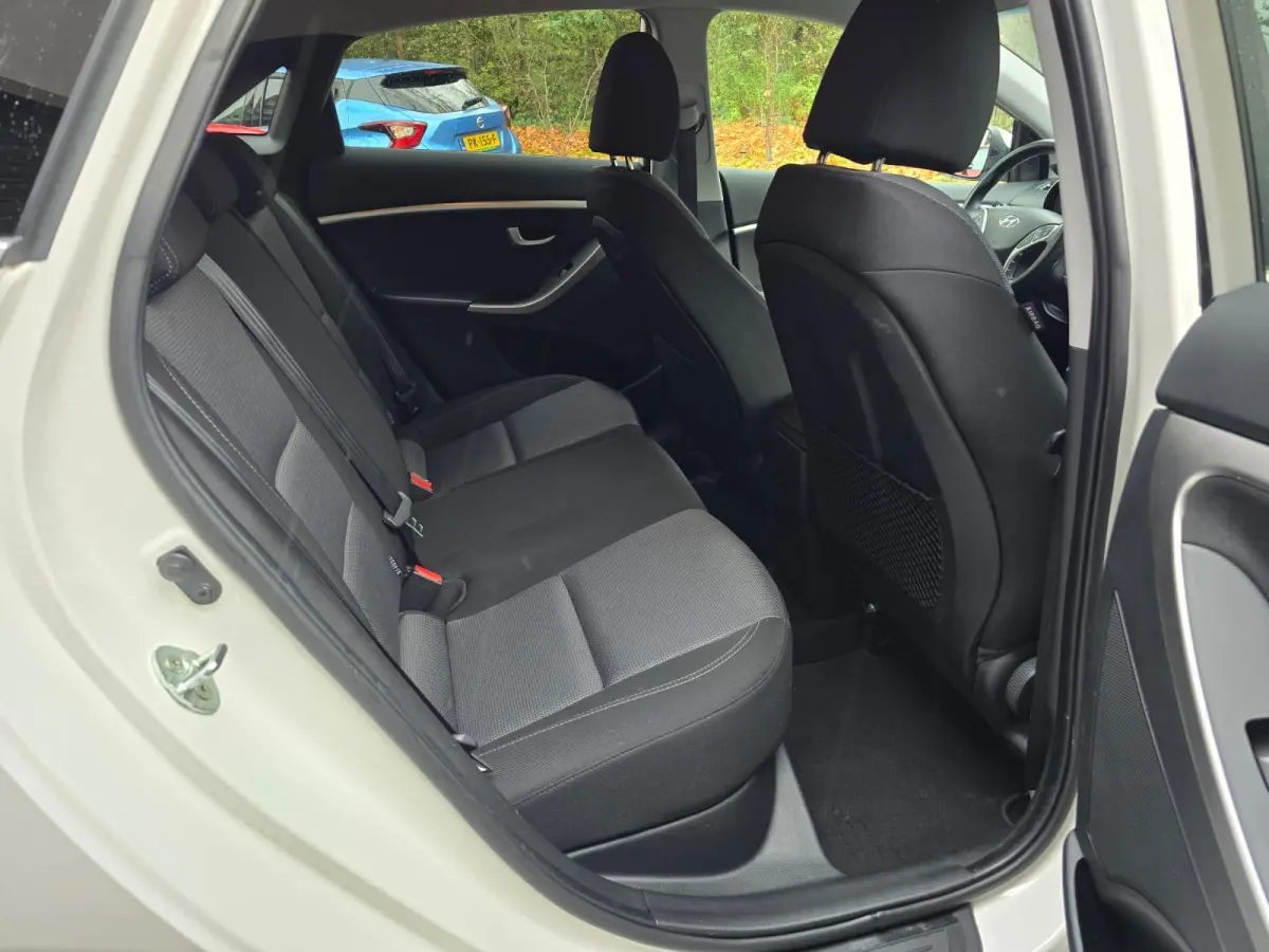 1.6 GDI i-Motion Plus | NIEUWE APK | NAVI | CAMERA | CRUISE | LMV | GOED ONDERHOUDEN |
