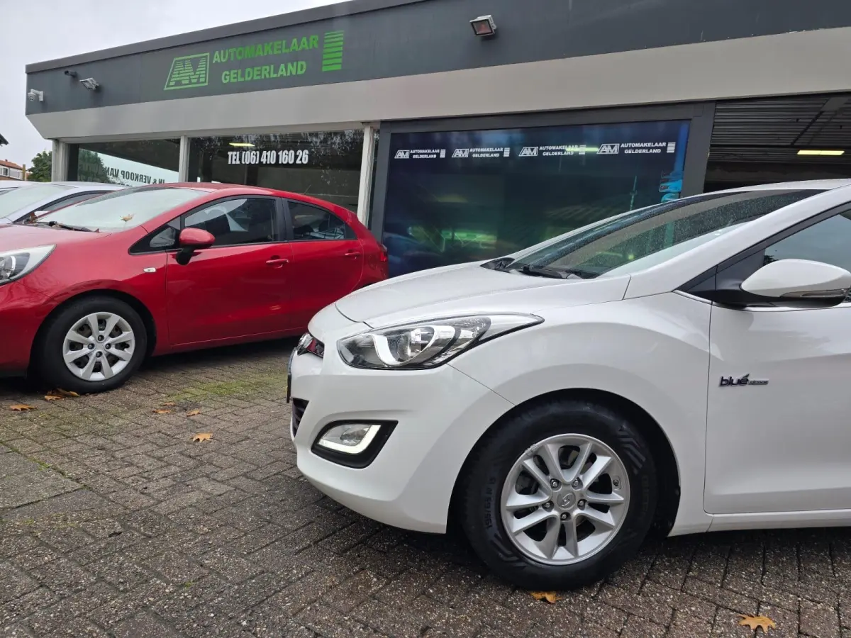 1.6 GDI i-Motion Plus | NIEUWE APK | NAVI | CAMERA | CRUISE | LMV | GOED ONDERHOUDEN |