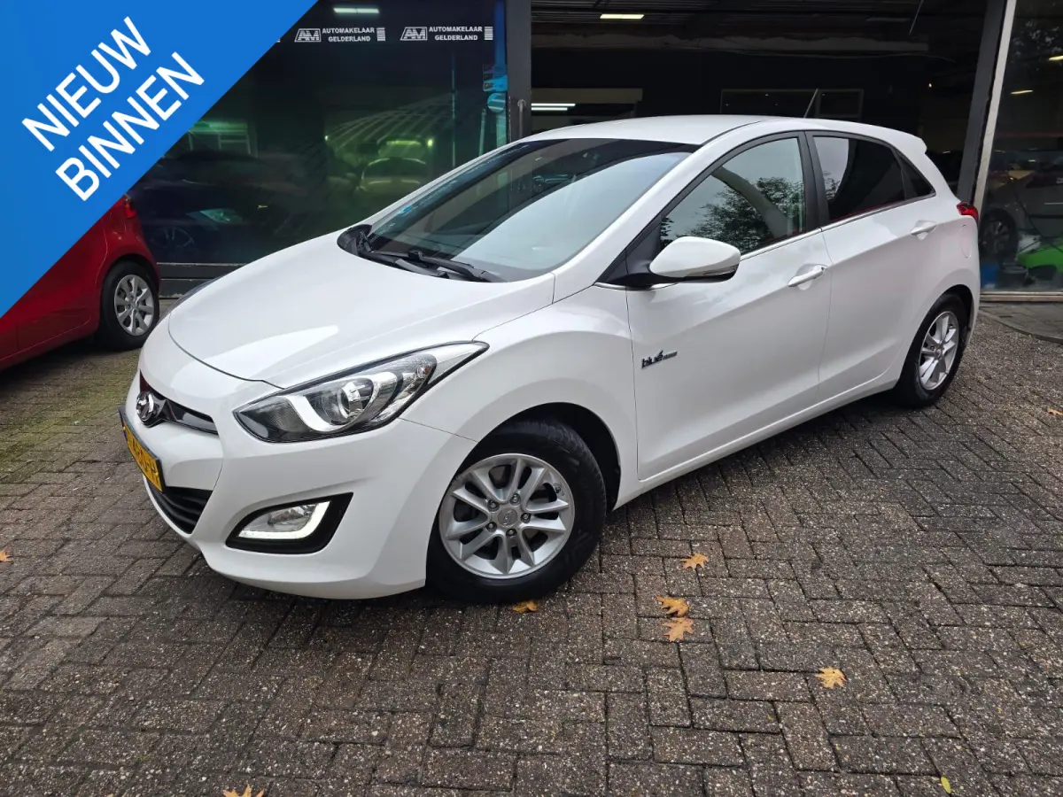 1.6 GDI i-Motion Plus | NIEUWE APK | NAVI | CAMERA | CRUISE | LMV | GOED ONDERHOUDEN |