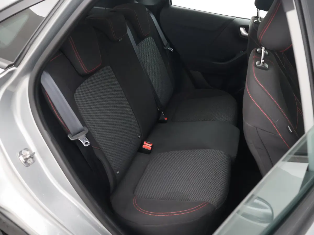 1.0 EB ST-LINE AUT. + PANORAMA | 17 INCH | APPLE CARPLAY | LED