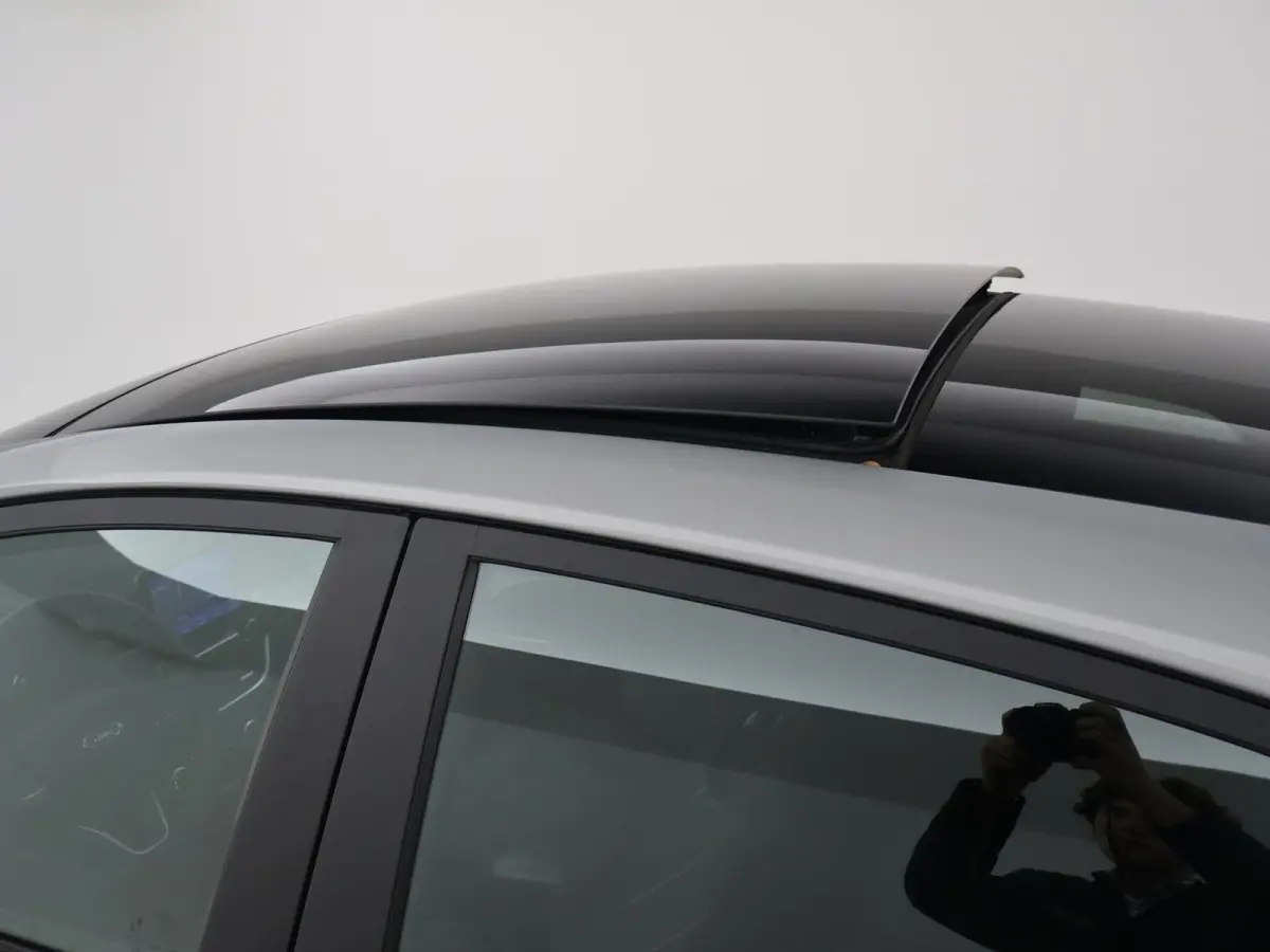 1.0 EB ST-LINE AUT. + PANORAMA | 17 INCH | APPLE CARPLAY | LED