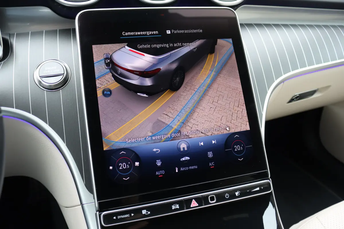 180 AMG Line | Distronic | Airscarf | Memory | Keyless Go | Cabriocomfortpakket | Verwarmd Stuurwiel | Surround Camera | Augmented Reality |