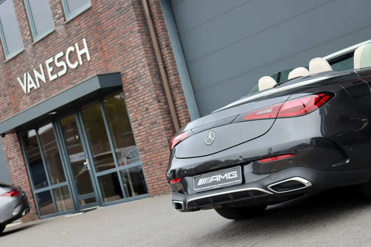 180 AMG Line | Distronic | Airscarf | Memory | Keyless Go | Cabriocomfortpakket | Verwarmd Stuurwiel | Surround Camera | Augmented Reality |
