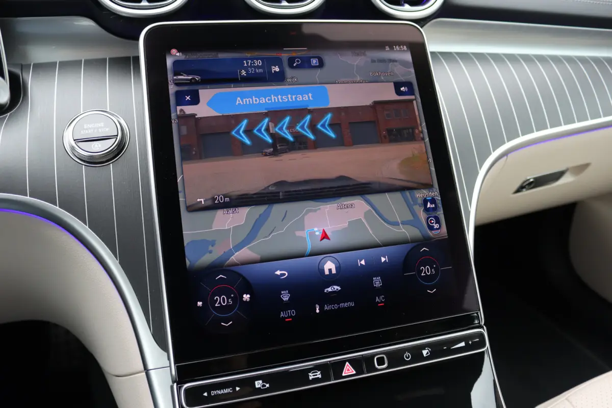 180 AMG Line | Distronic | Airscarf | Memory | Keyless Go | Cabriocomfortpakket | Verwarmd Stuurwiel | Surround Camera | Augmented Reality |