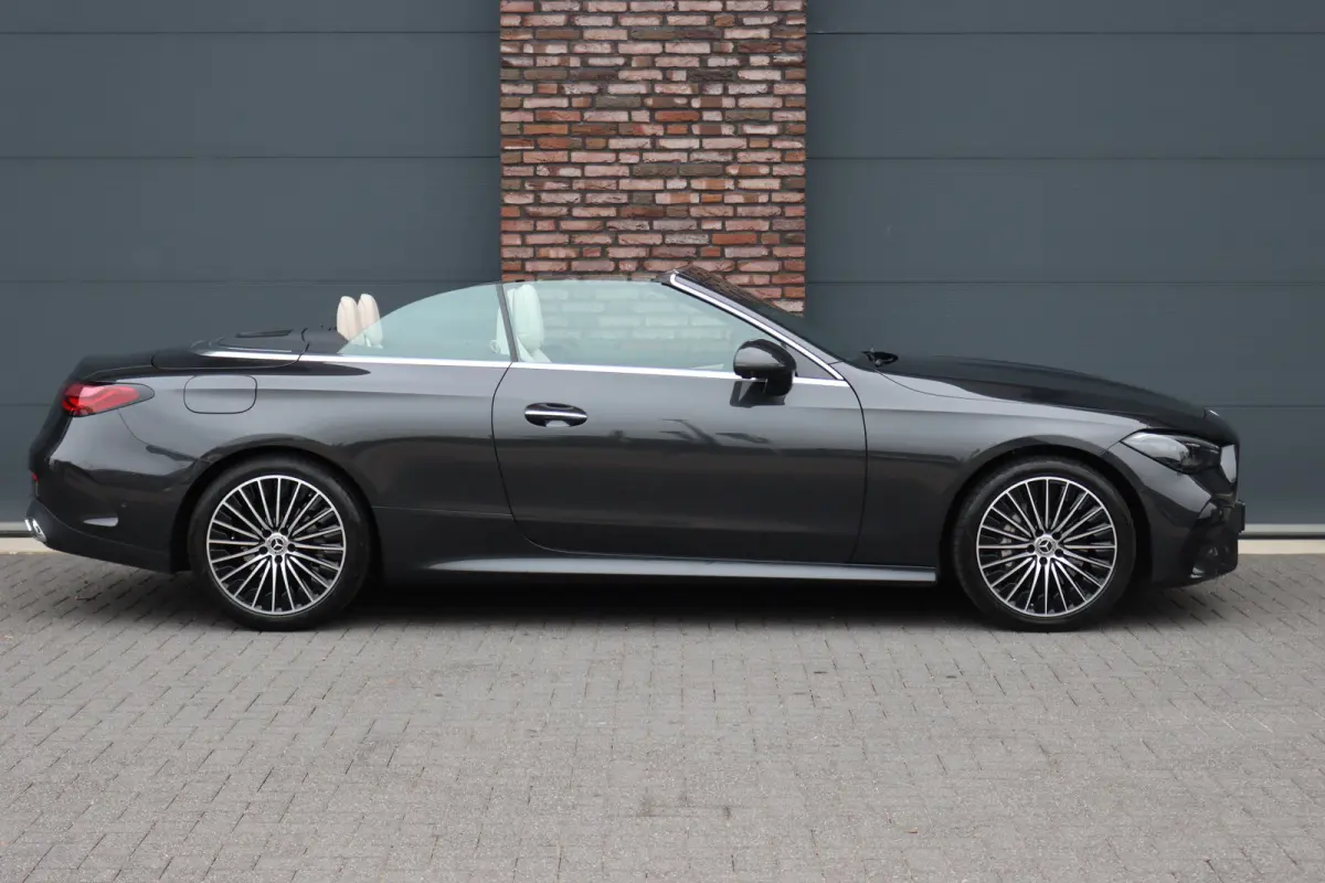 180 AMG Line | Distronic | Airscarf | Memory | Keyless Go | Cabriocomfortpakket | Verwarmd Stuurwiel | Surround Camera | Augmented Reality |
