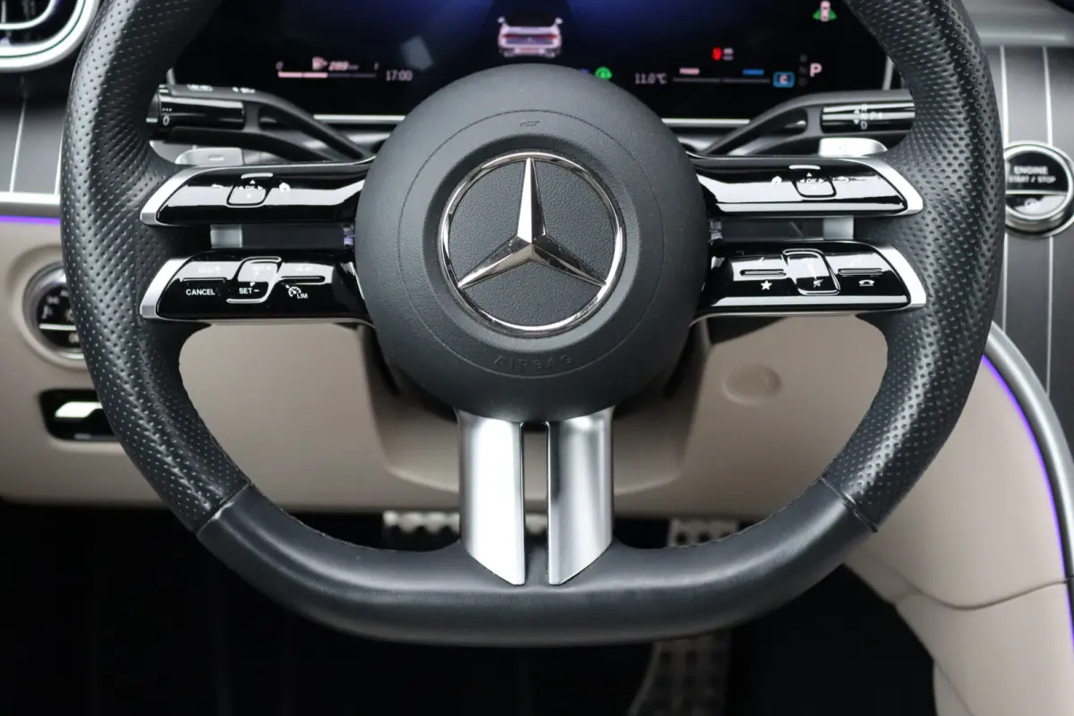 180 AMG Line | Distronic | Airscarf | Memory | Keyless Go | Cabriocomfortpakket | Verwarmd Stuurwiel | Surround Camera | Augmented Reality |