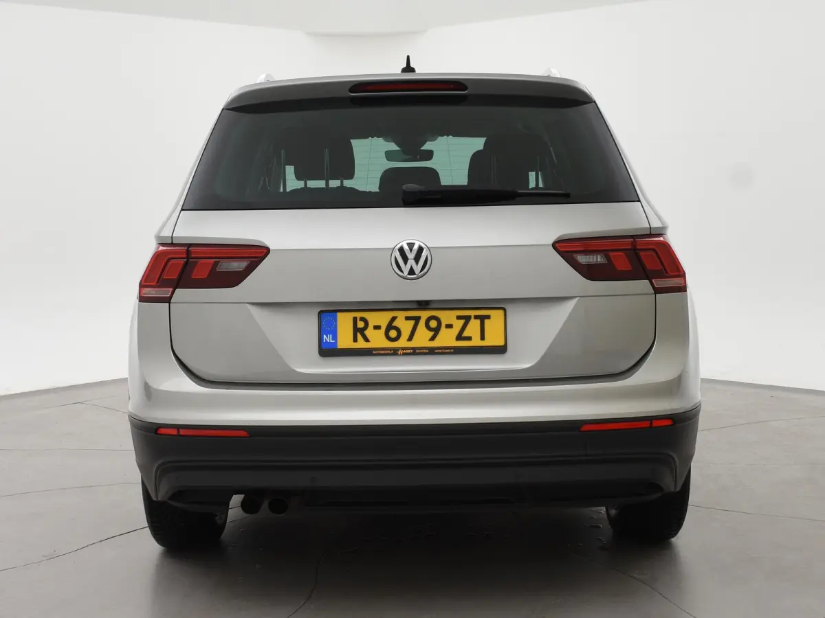 1.4 TSI + HEAD-UP DISPLAY | ADAPTIVE CRUISE | CAMERA | ELEKTR. ACHTERKLEP | STOELVERWARMING