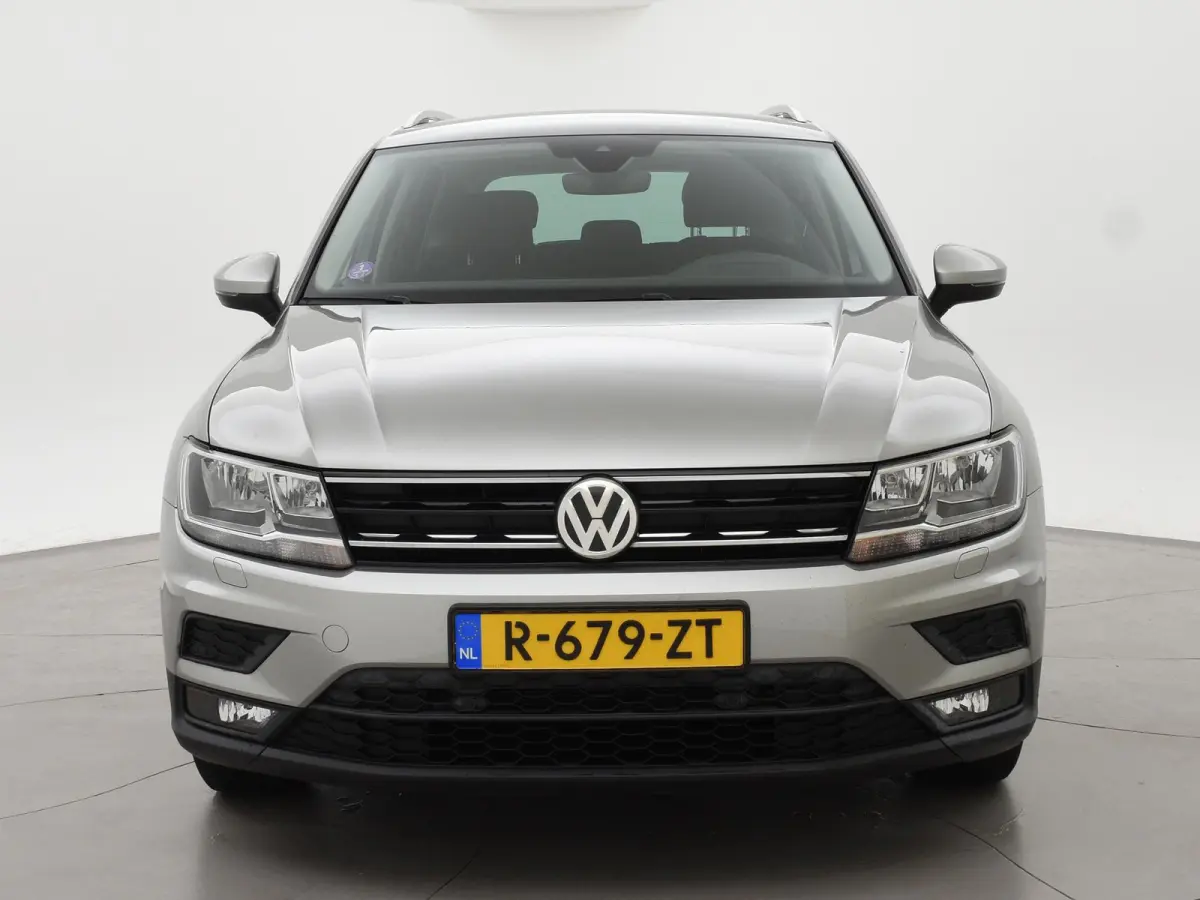 1.4 TSI + HEAD-UP DISPLAY | ADAPTIVE CRUISE | CAMERA | ELEKTR. ACHTERKLEP | STOELVERWARMING