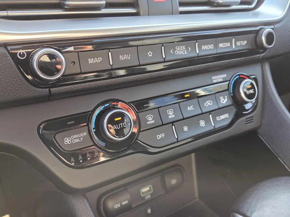 1.6 GDi Hybrid ExecutiveLine | Trekhaak / 18" / Leder | 1e Eigenaar / Dealer onderh.