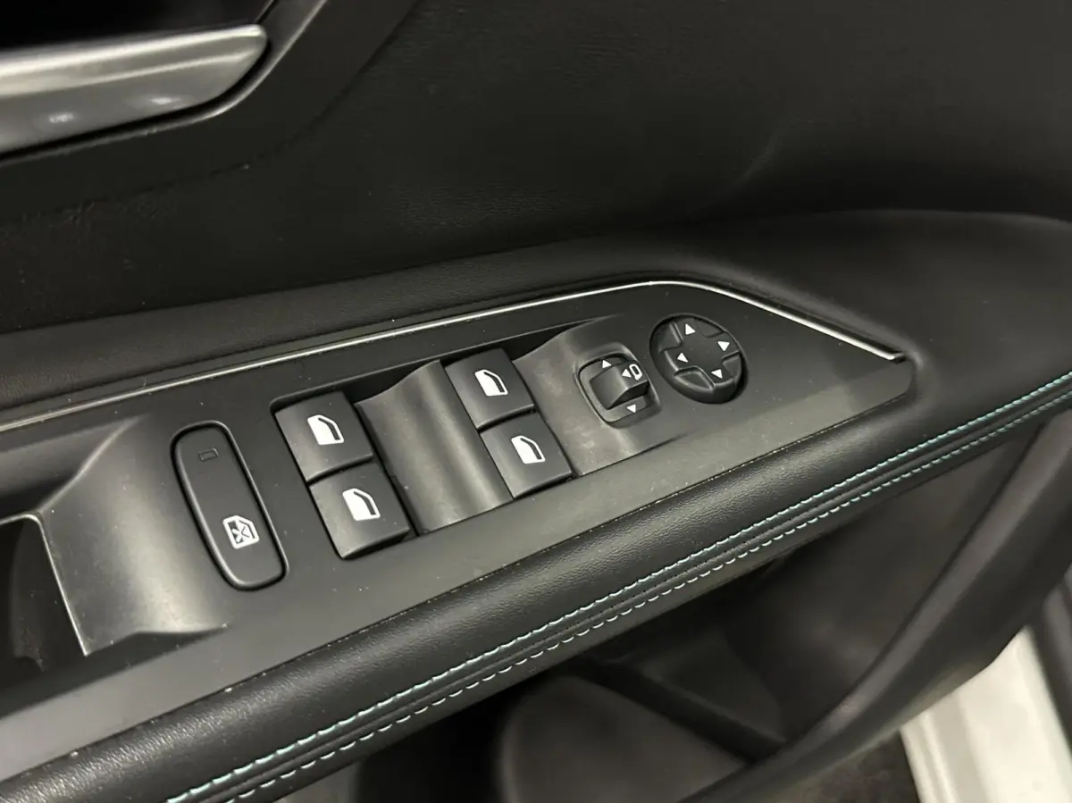 1.2 PureTech Allure Pack|7 Persoons|Navi|Carplay|Cruise|Airco|