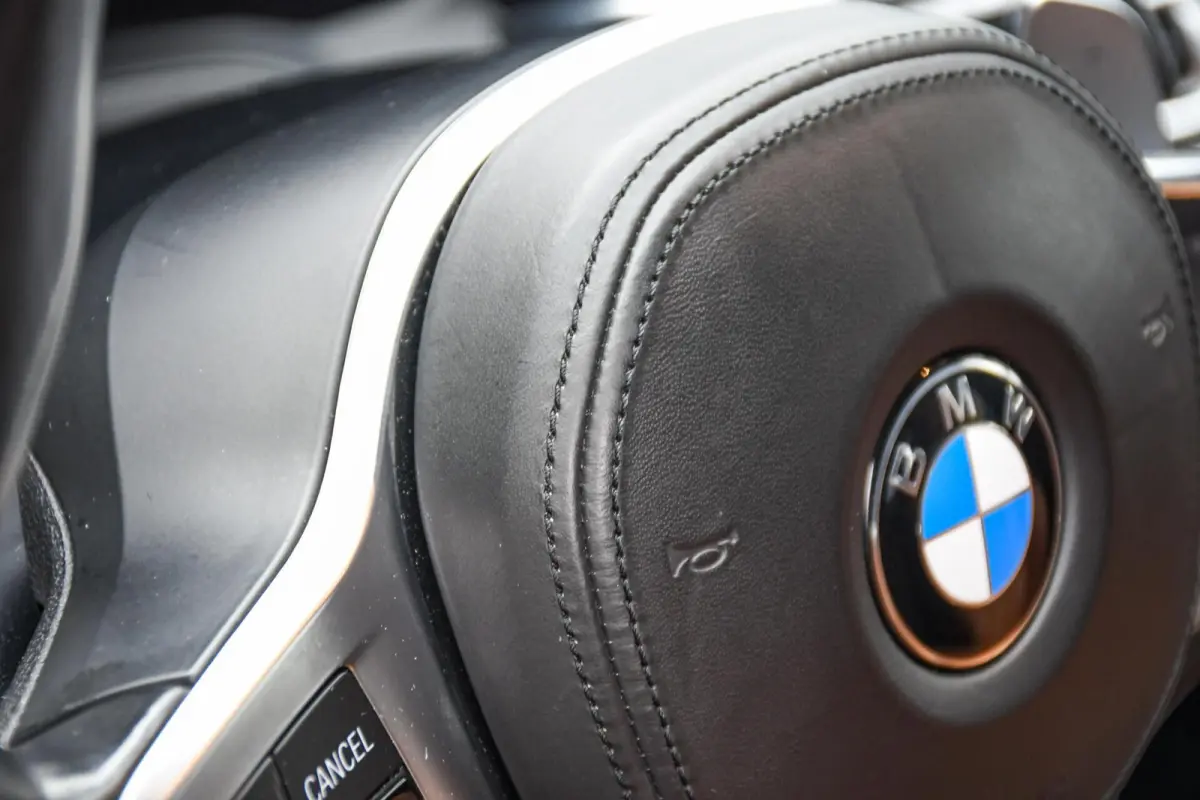 320i High Executive Leer LED NAP M-sport
