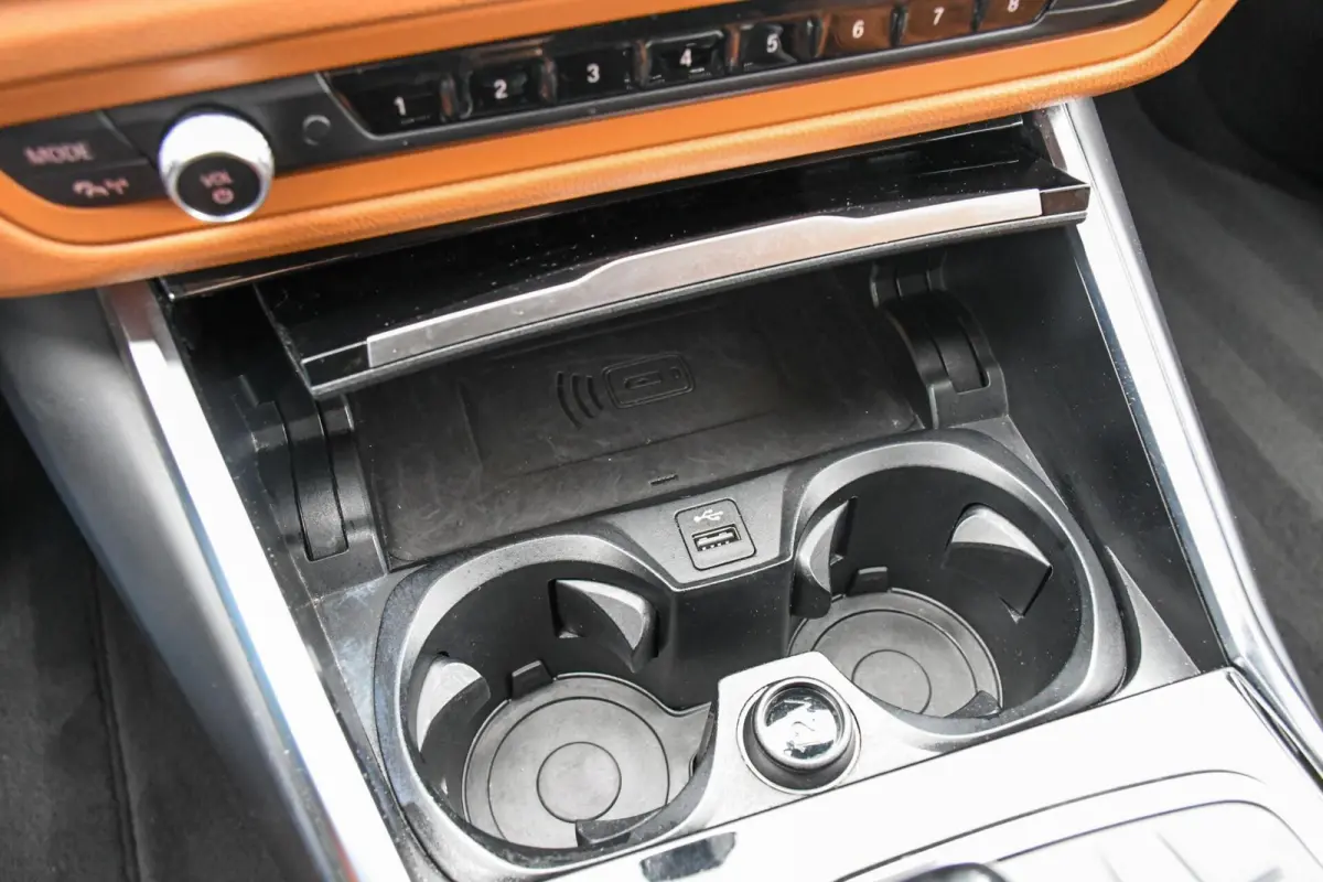 320i High Executive Leer LED NAP M-sport