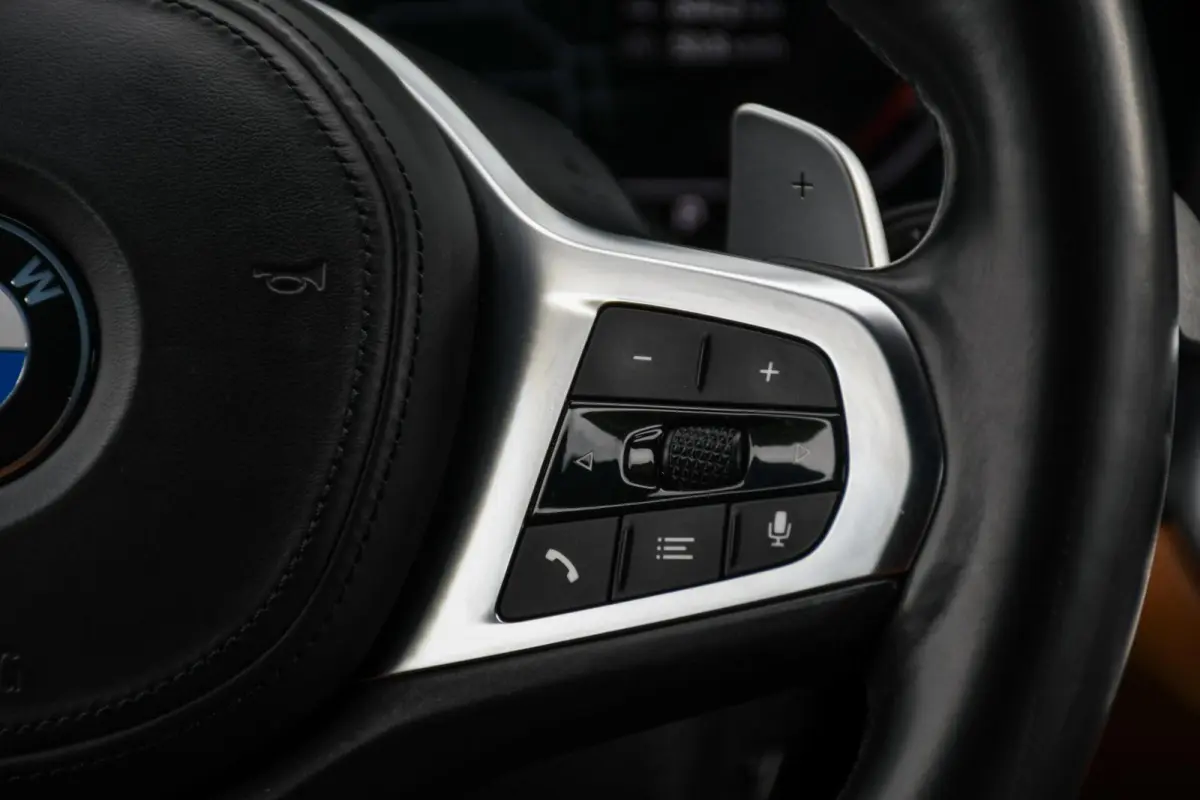 320i High Executive Leer LED NAP M-sport