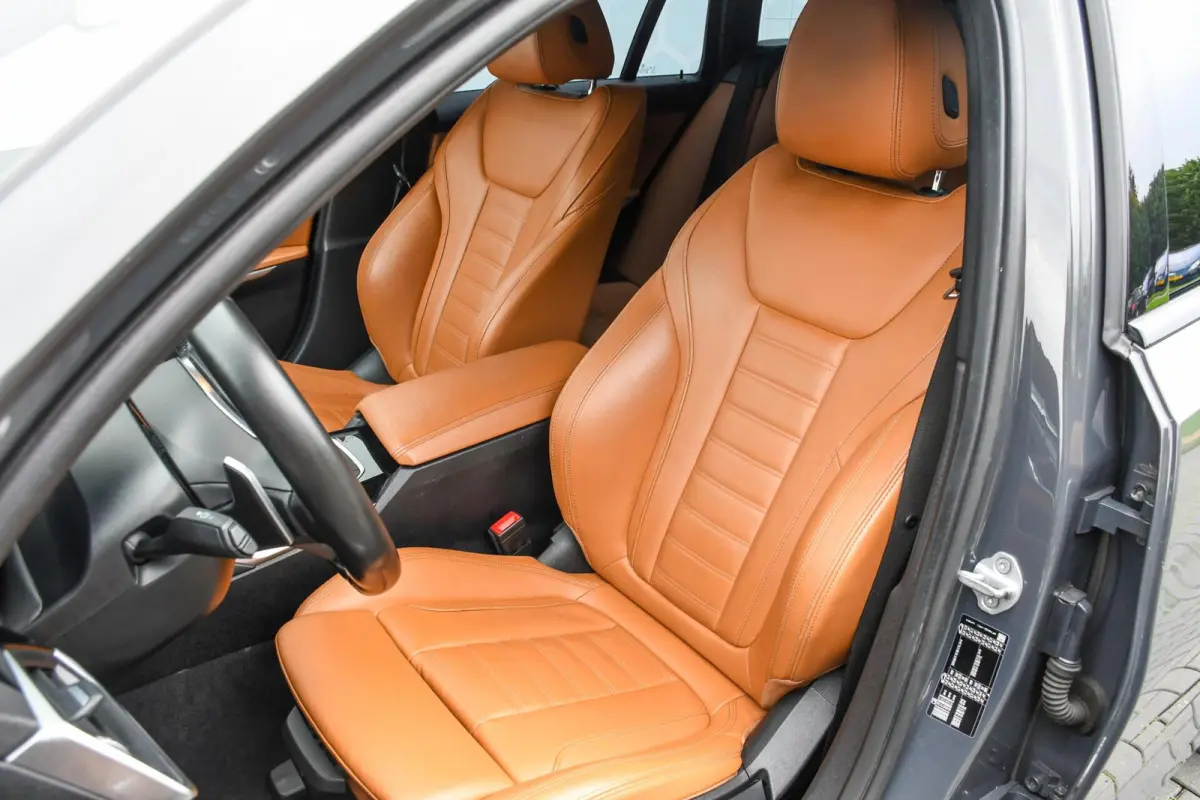 320i High Executive Leer LED NAP M-sport