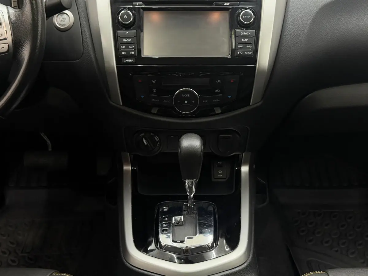 2.3 dCi N-Connecta NL-AUTO