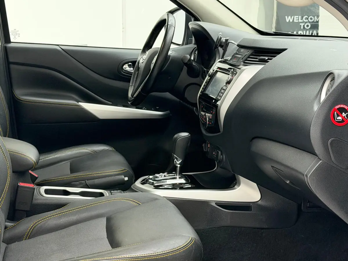 2.3 dCi N-Connecta NL-AUTO