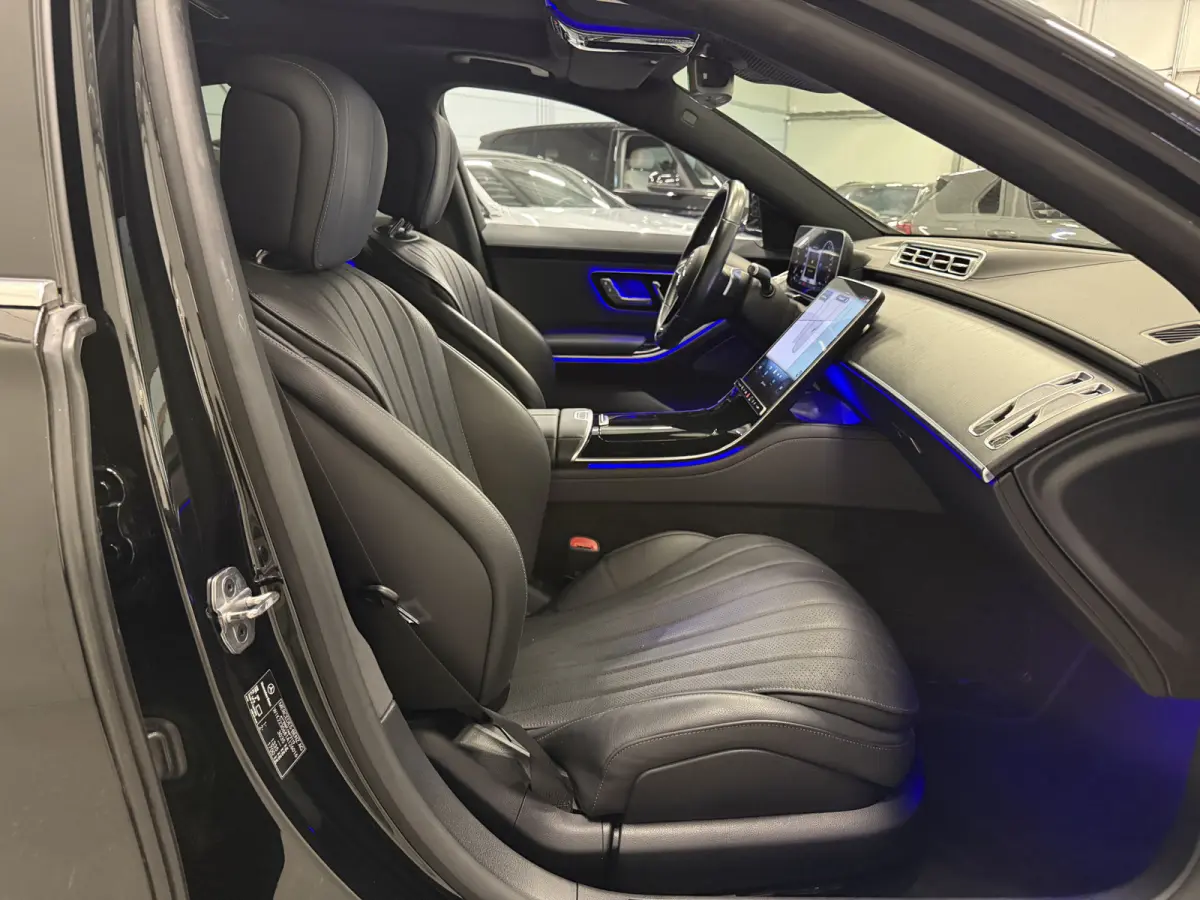 580 e PANO/BURMESTER/VENTILATIE/LUCHTVERING/ACC/HEAD-UP/360CAMERA/SOFT-CLOSE/20"/DONKERE-HEMEL/VOLLEDIG MERCEDES DEALER HISTORIE/BTW-AUTO