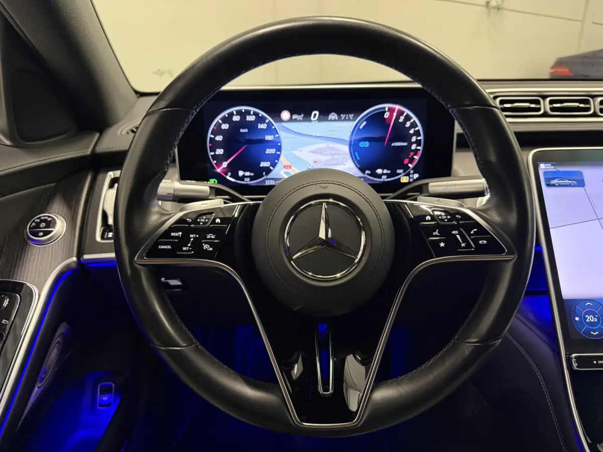 580 e PANO/BURMESTER/VENTILATIE/LUCHTVERING/ACC/HEAD-UP/360CAMERA/SOFT-CLOSE/20"/DONKERE-HEMEL/VOLLEDIG MERCEDES DEALER HISTORIE/BTW-AUTO
