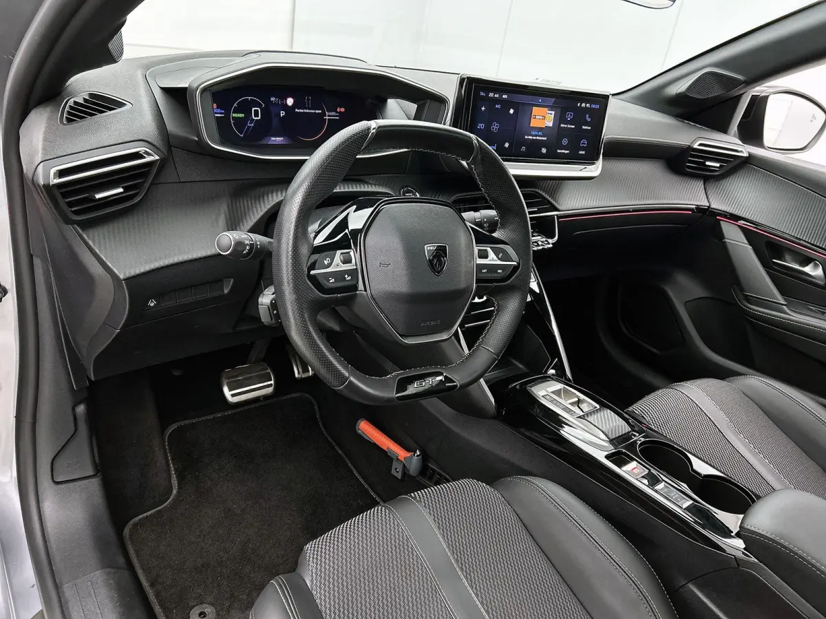 156pk EV GT 51 kWh Automaat | Glazendak | Adaptieve Cruise Control | Camera Voor + Achter | Navigatie | Climate Control | 17"LMV | Full-LED | Keyless Entry/Start |